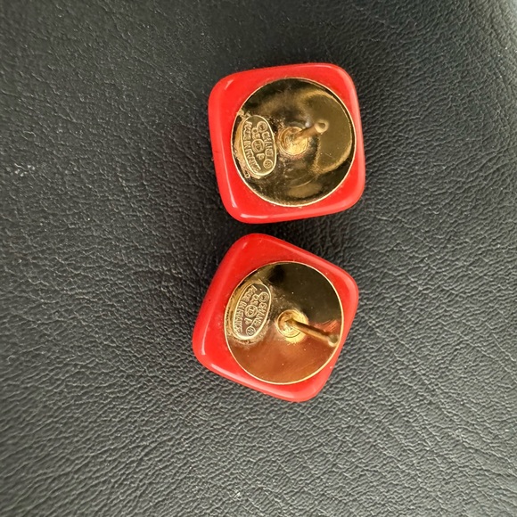 【CHANEL】Stud Earrings - Picture 4 of 9